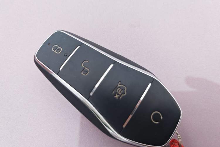 Used BYD Yuan PLUS 2022 510 km Flagship Version Vehicle Key