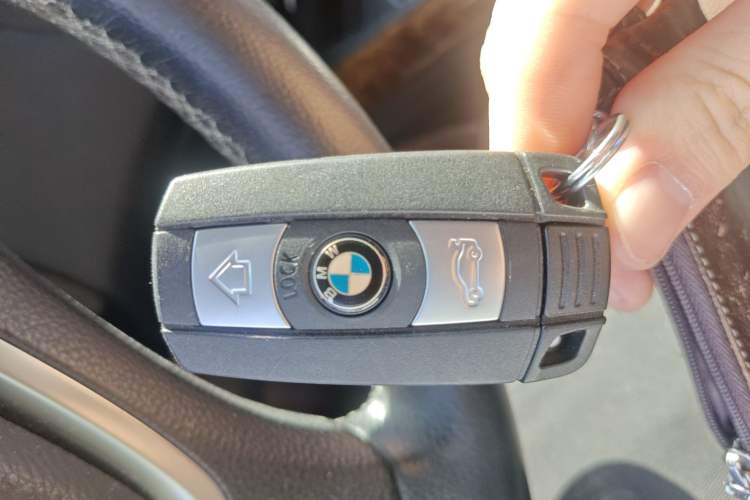 Used BMW X5 2013 xDrive35i Luxury Model Vehicle Key