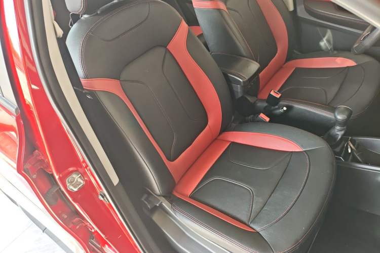 Used Haval H1 2017 Blue Label 1.5L AMT Standard Model
