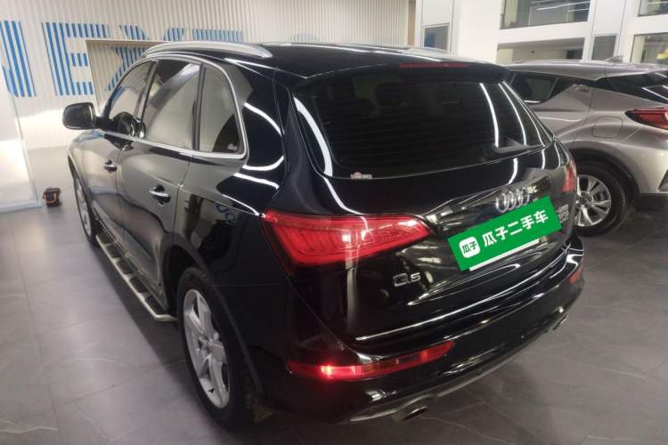 Used Audi Q5 2017 Plus 40 TFSI Ambition Model
