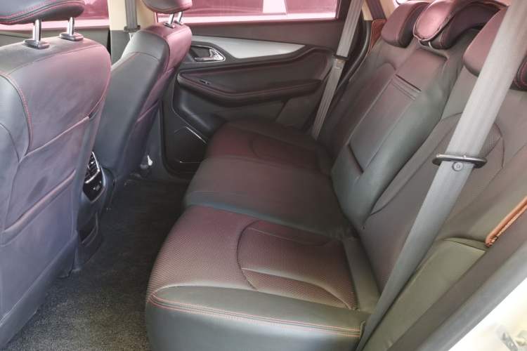 Used Baojun 560 2016 1.8L iAMT Luxury Model