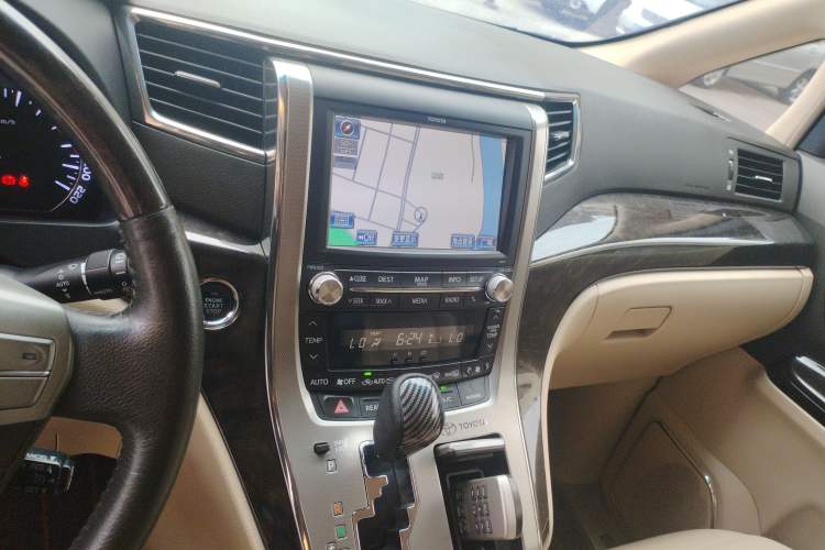 Used Toyota Alphard 2012 3.5L Luxury Edition