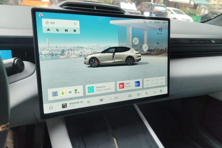 Used Lynk & Co Z10 2025 95 kWh 702 km All-Wheel Drive Intelligent Driving Ultra
