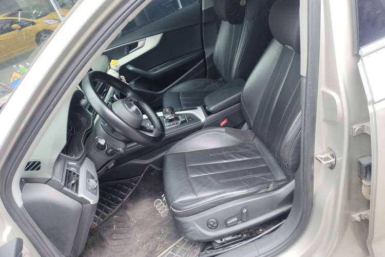 Used Audi A4L 2018 30th Anniversary Edition 40 TFSI Fashion Model Left Front Seat