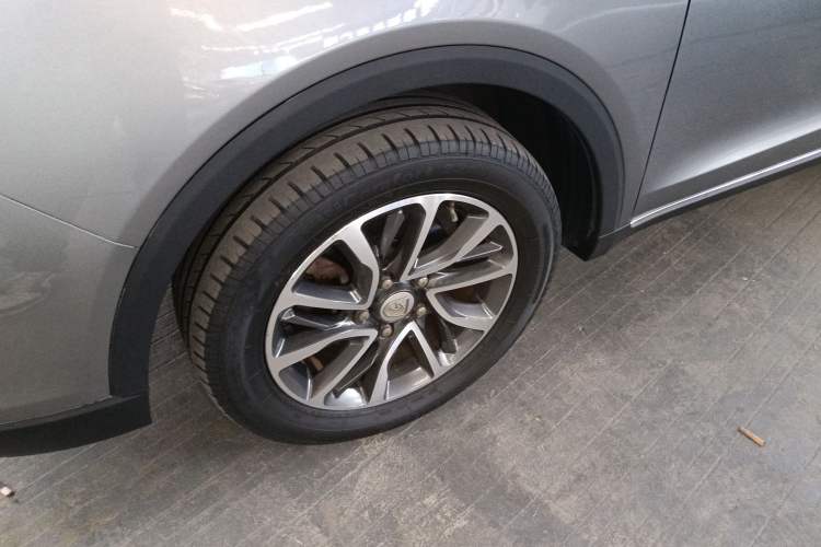 Used Baojun 730 2017 1.5T Manual Fashion Version 7 Seats China V Emission Standard