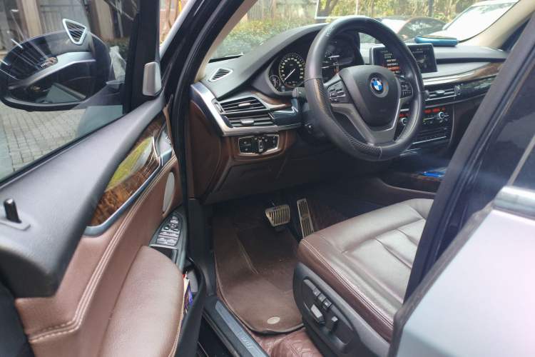 Used BMW X5 2014 xDrive35i Leading Model