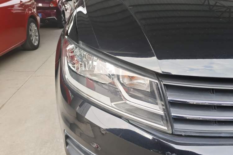 Used Volkswagen Santana 2019 1.5L Automatic Fashion Edition China VI Right Front Headlight