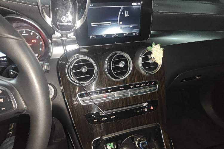 Used Mercedes-Benz GLC 2016 GLC 260 4MATIC Dynamic Edition