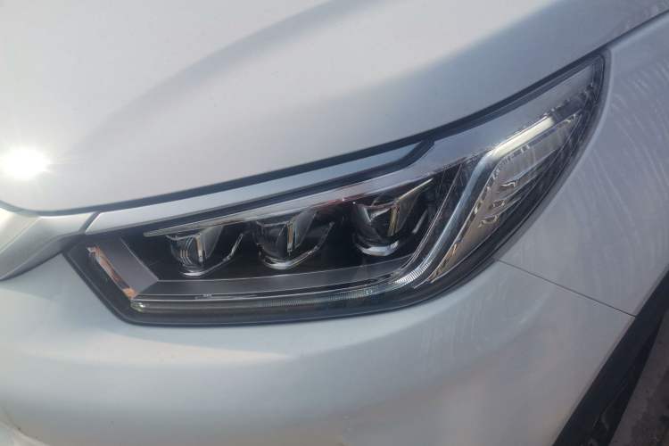 Used BYD Yuan Pro 2021 401 km Luxury Version Left Front Headlight