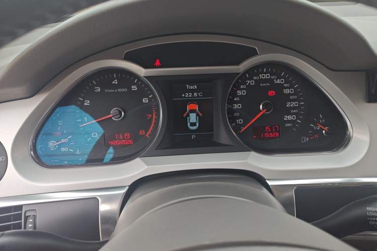 Used Audi A6L 2011 2.8 FSI Luxury Model
