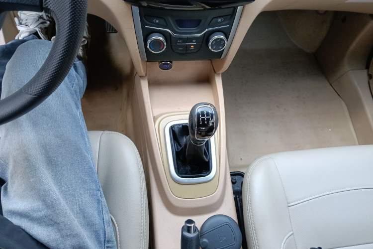 Used Karry K50 2015 1.5L Manual Comfort Model
