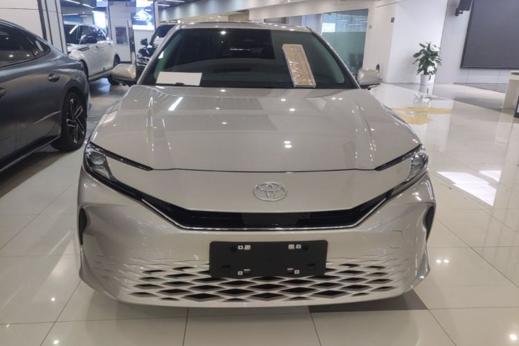 Used Toyota Camry 2026 Model 2.0E Elite Edition
