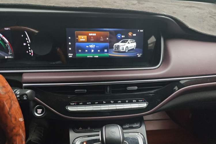 Used GAC Trumpchi M6 2021 PRO 270T Automatic Luxury Edition
