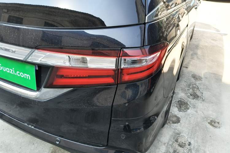 Used Honda Odyssey 2015 Updated Version 2.4L Smart Edition