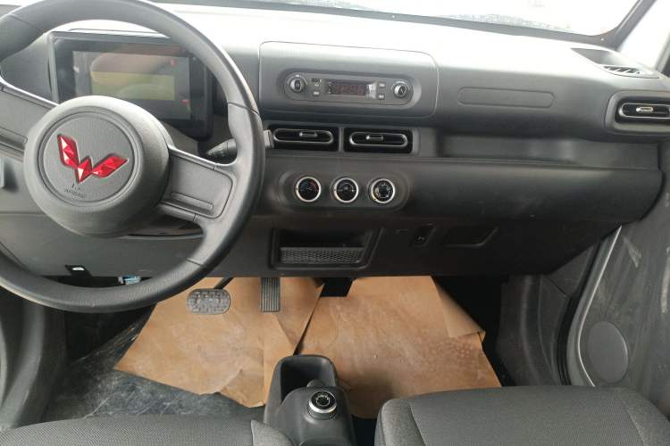 Used Wuling Zhiguang New Energy 2025 Comfort Model