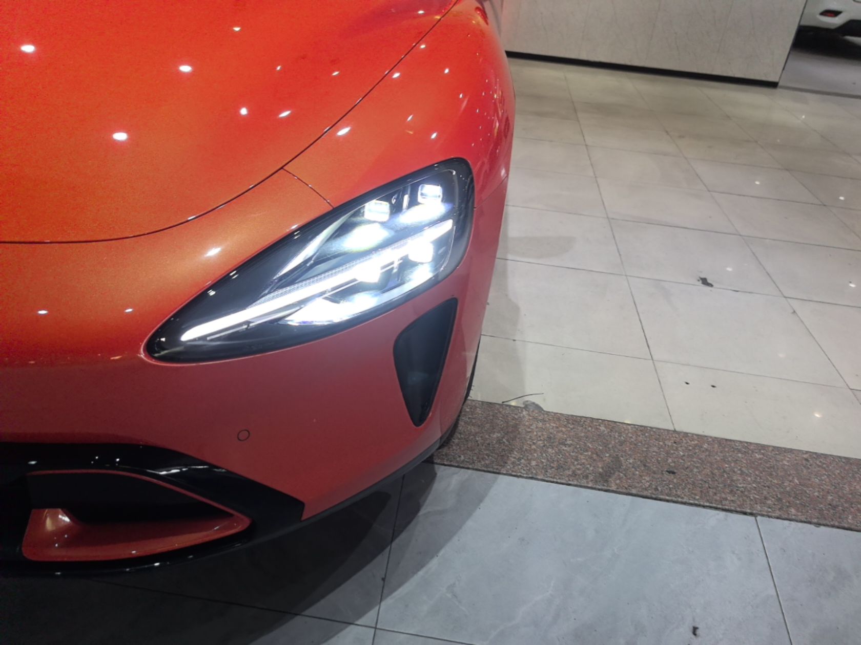 Xiaomi Auto SU7 2024 Rear-Drive Long-Range Intelligent Driving Version — снимка 8