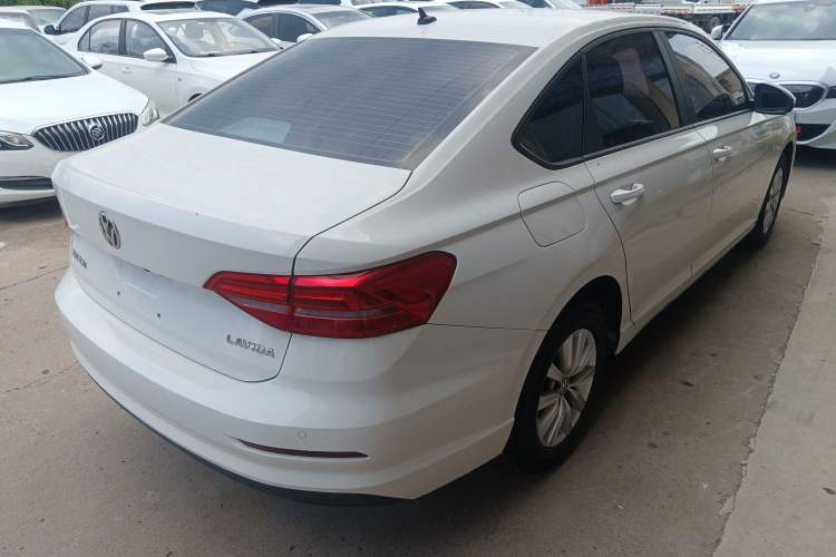 Used Volkswagen Lavida 2019 1.5L Automatic Fashion Edition China VI

