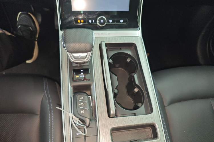 Used Roewe RX5 2022 330TGI Automatic National Style Edition
