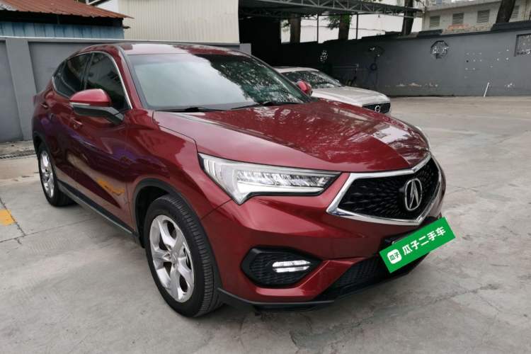 Used Acura CDX 2016 1.5T Two-Wheel Drive Deluxe Edition Front Right 45 Deg