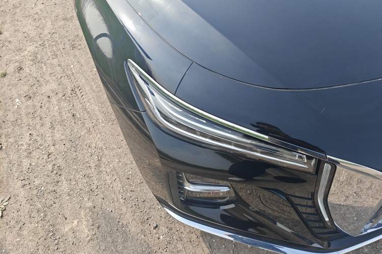 Used Hongqi H5 2025 2.0T Automatic Flag Edition – 500 000 Units Commemorative Version
