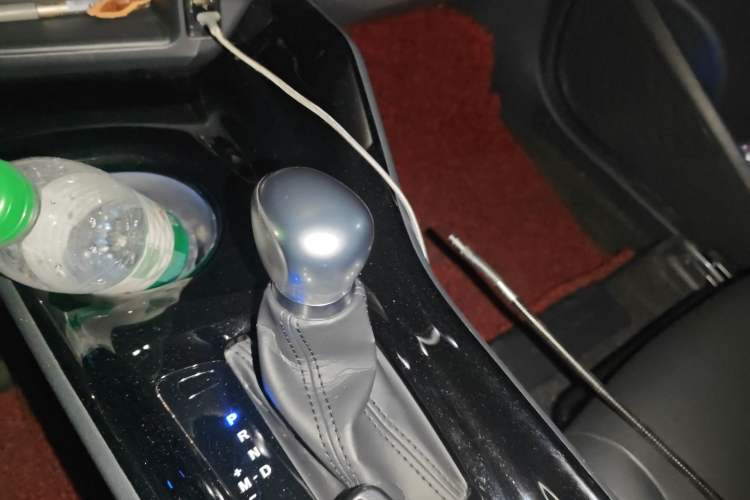 Used Toyota IZOA 2018 2.0L Yichi Version China VI Standard