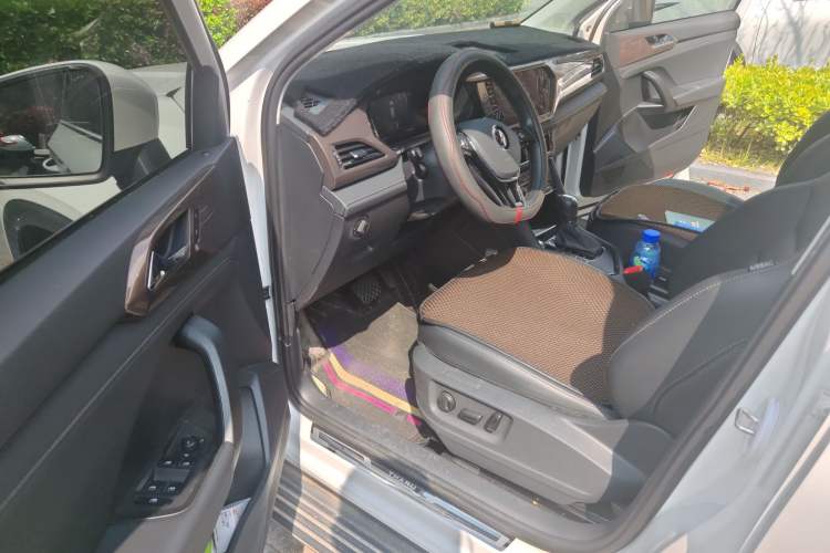 Used Volkswagen Tharu 2022 280TSI Two-Wheel-Drive Luxury Edition Driver Seat