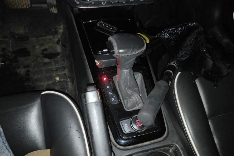 Used Qoros 3 2016 Hatchback 1.6T Automatic ZhiZhen Model