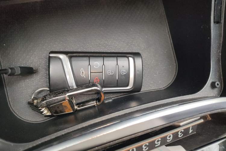 Used GAC Trumpchi GA6 2019 270T Automatic Elite Edition Interior 1