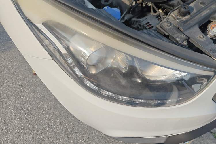 Used Hyundai ix35 2013 2.0L Automatic Two-Wheel Drive Smart GLS China IV Standard