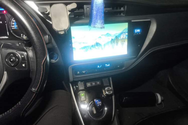 Used Toyota Corolla 2016 Dual-Engine 1.8L E-CVT Elite Edition
