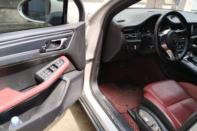 Used Porsche Macan 2021 Macan 2.0T