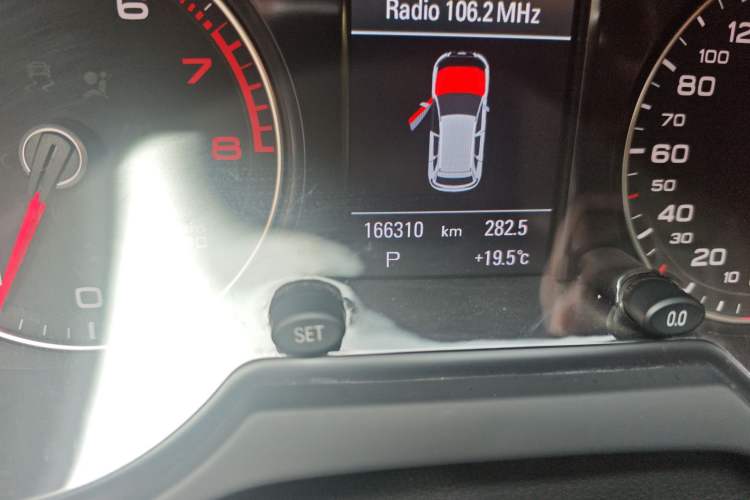 Used Audi Q5 2017 Plus 40 TFSI Technology Model
