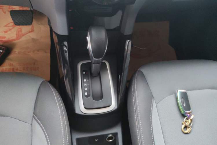 Used Ford EcoSport 2017 1.5L Automatic Trend Model Gear Lever
