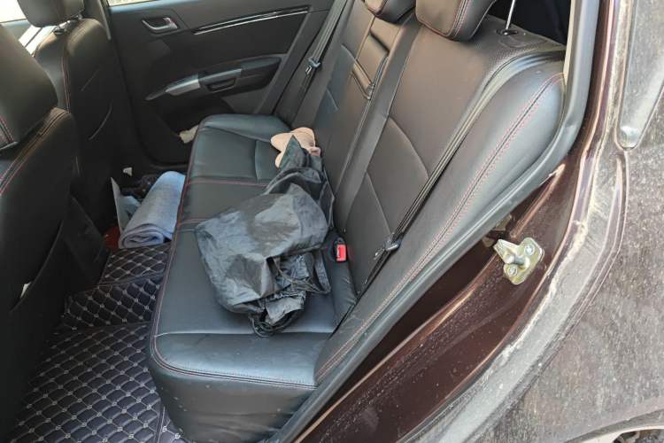 Used Geely Auto Classic Emgrand 2013 Hatchback 1.5L Manual Elite Model
