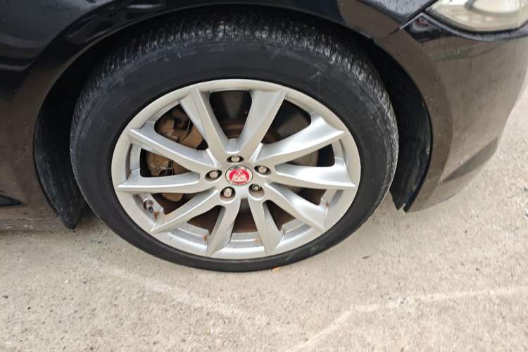 Used Jaguar XF 2014 XF 3.0 SC Elegance Edition
