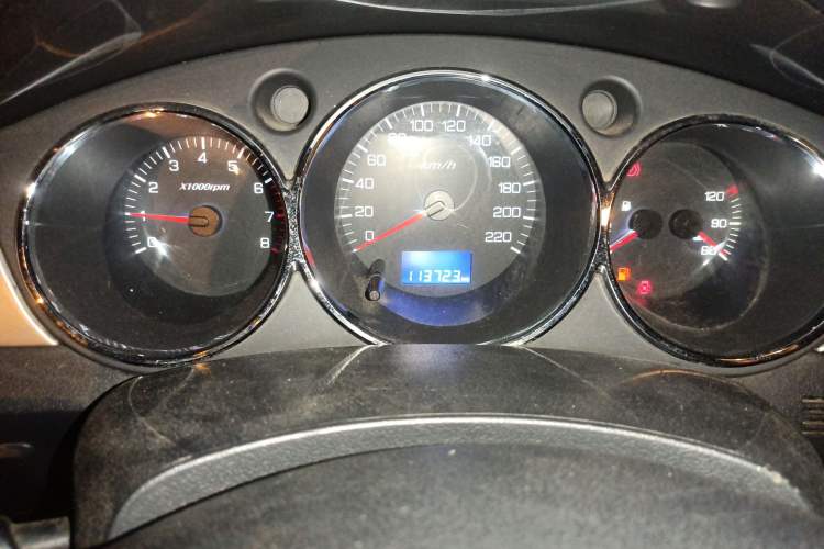 Used Dongfeng Aeolus H30 2012 CROSS 1.6L Manual Luxury Model
