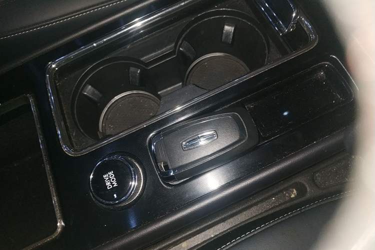 Used Lincoln Corsair 2022 2.0T Two-Wheel Drive Luxury Edition
