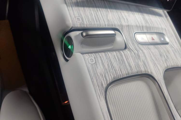 Used Nio ET7 2022 100kWh First Edition Gear Lever