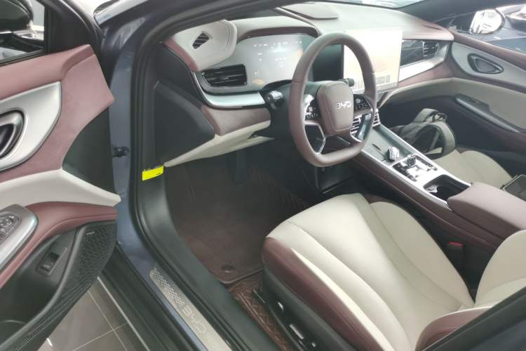 Used BYD Seal 07 DM-i 2025 DM-i 1.5L 125km Prestige Model Driver Seat