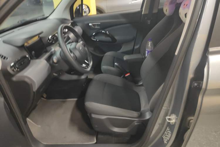 Used Leapmotor T03 2021 400 Lite Edition - Lithium-Ion Battery Left Front Seat