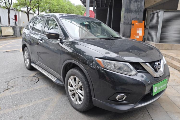 Used Nissan X-Trail 2014 2.0L CVT Comfort Edition 2WD Front Right 45 Deg