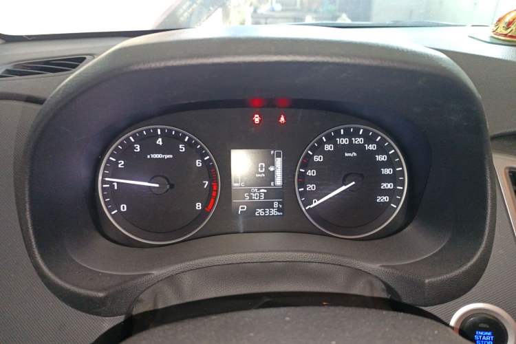 Used Hyundai ix25 2015 1.6L Automatic Two-Wheel-Drive Deluxe DLX Model
