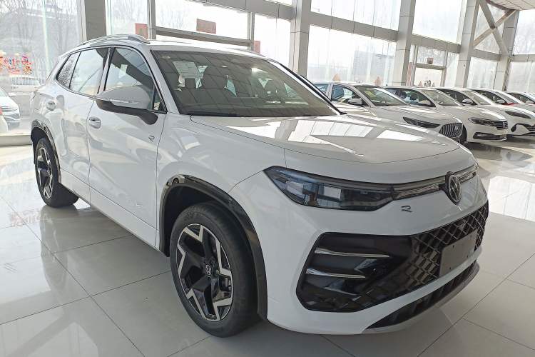 Used Volkswagen Tayron 2025 Tharu L 330TSI Two-Wheel Drive Elite City Package