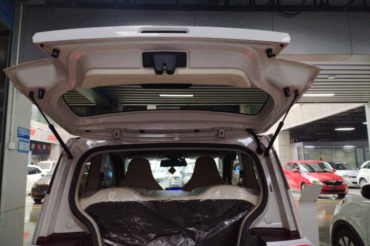 Used Wuling Hongguang MINIEV 2024 3rd Generation 215km Youth Edition Trunk