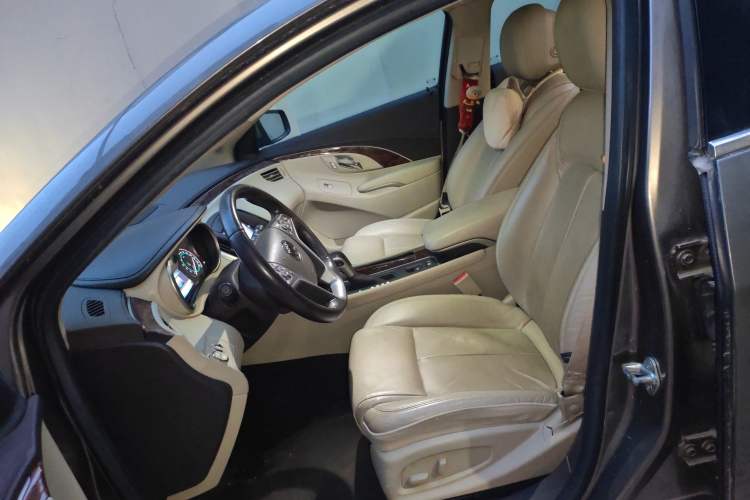 Used Buick LaCrosse 2013 2.4L SIDI Leading Comfort Version
