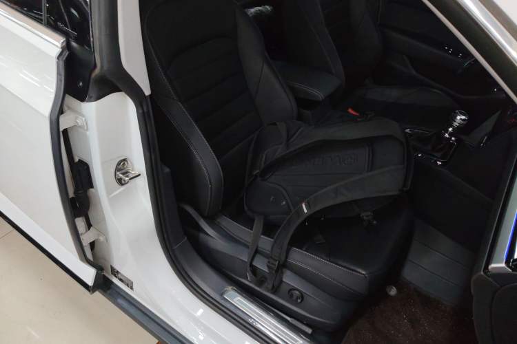 Used Volkswagen FAW-Volkswagen CC 2023 Hunting Vehicle 380TSI Hunter's Heart Edition
