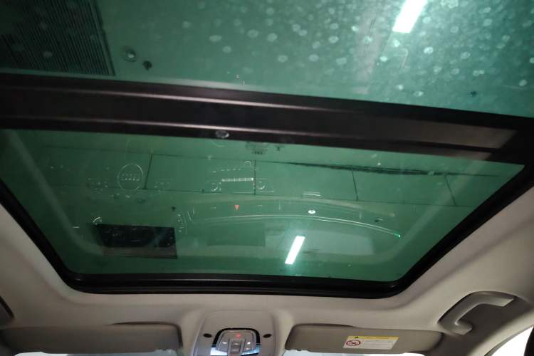 Used Audi A4L 2019 40 TFSI Fashion Edition China VI Emission Standard
