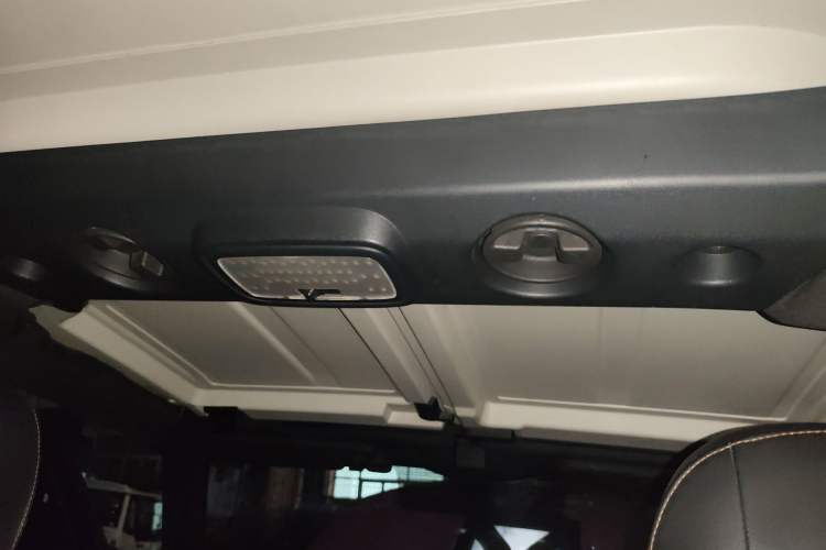 Used BAIC Off-Road BJ40 2016 40L 2.3T Automatic All-Wheel Drive Premium Edition