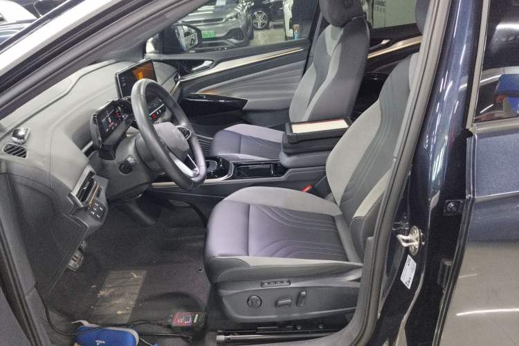 Used Volkswagen ID.4 CROZZ 2022 Long-Range PRO Edition
