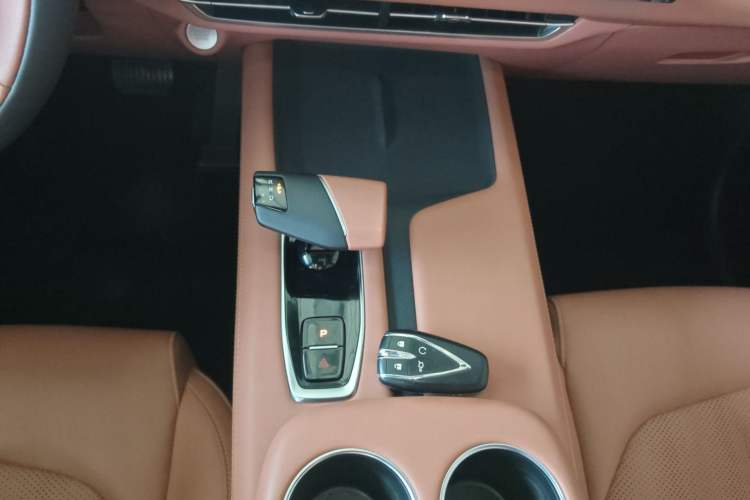 Used Changan UNI-Z 2025 1.5T Premium Edition